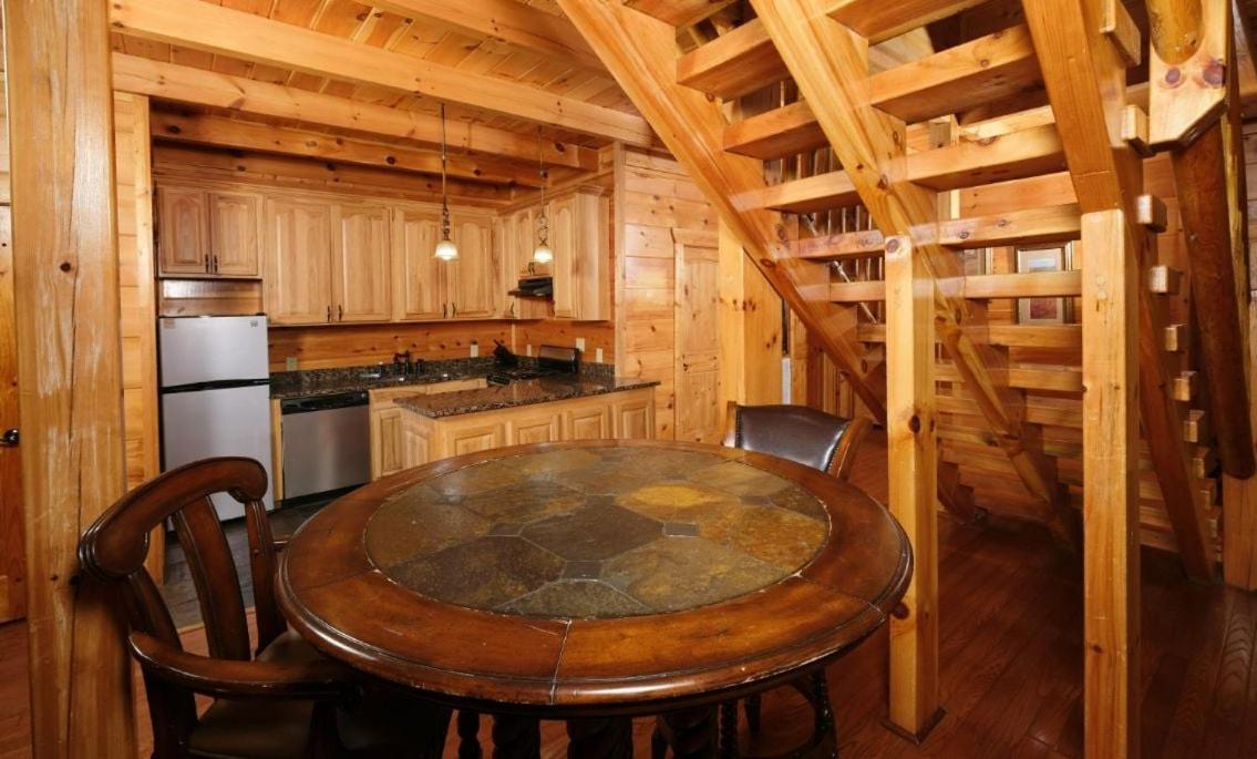 Smoky Vista Lodge Sevierville Exteriör bild